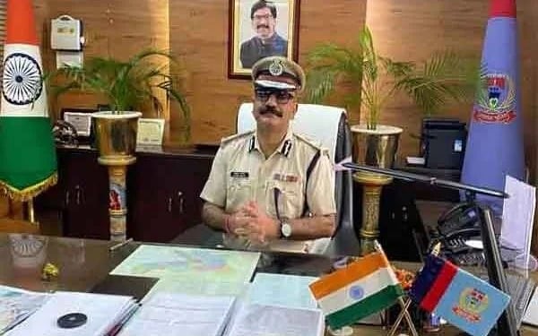 हजारीबाग हिंसा को लेकर सख्त हुए डीजीपी, पुलिस मुख्यालय में बुलाई हाई लेवल मीटिंग