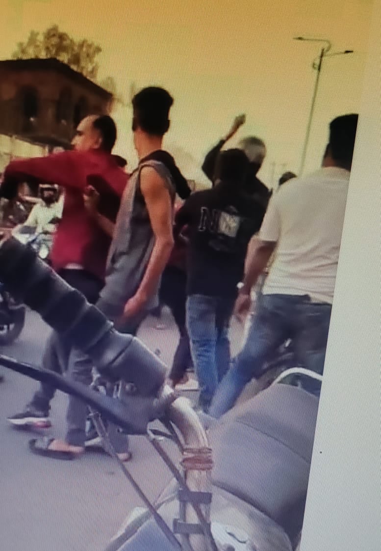 धनबाद की सड़कों पर एक बार फिर रिकवरी एजेंट के नाम पर "गुंडों" का आतंक, पढ़िए ताजा  मामला