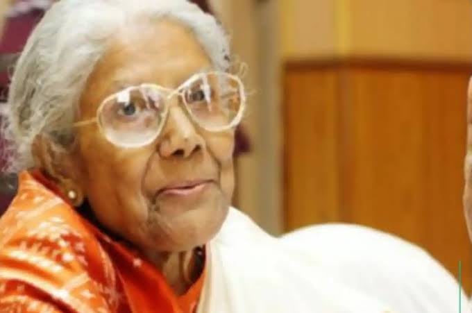 गायिका संध्या मुखर्जी ने पद्मश्री लेने से किया इनकार, कहा उनके लिए यह अपमानजनक