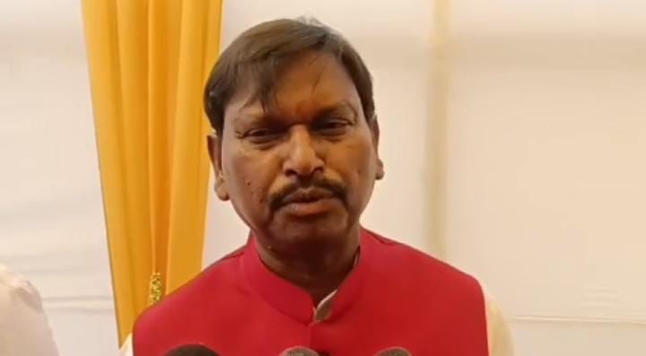 जमशेदपुर:शूटर अनुज कन्नौजिया एनकाउंटर मामले में अर्जुन मुंडा ने दिया बड़ा बयान, कहा अपराधी को मिला हुआ था राजनीतिक दल का संरक्षण