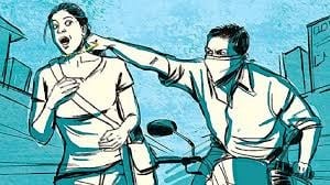 धनबाद की महिलाओं का पुलिस से सवाल -क्या अब सोने की चेन पहन कर घर से निकलने का समय ख़त्म हो गया?
