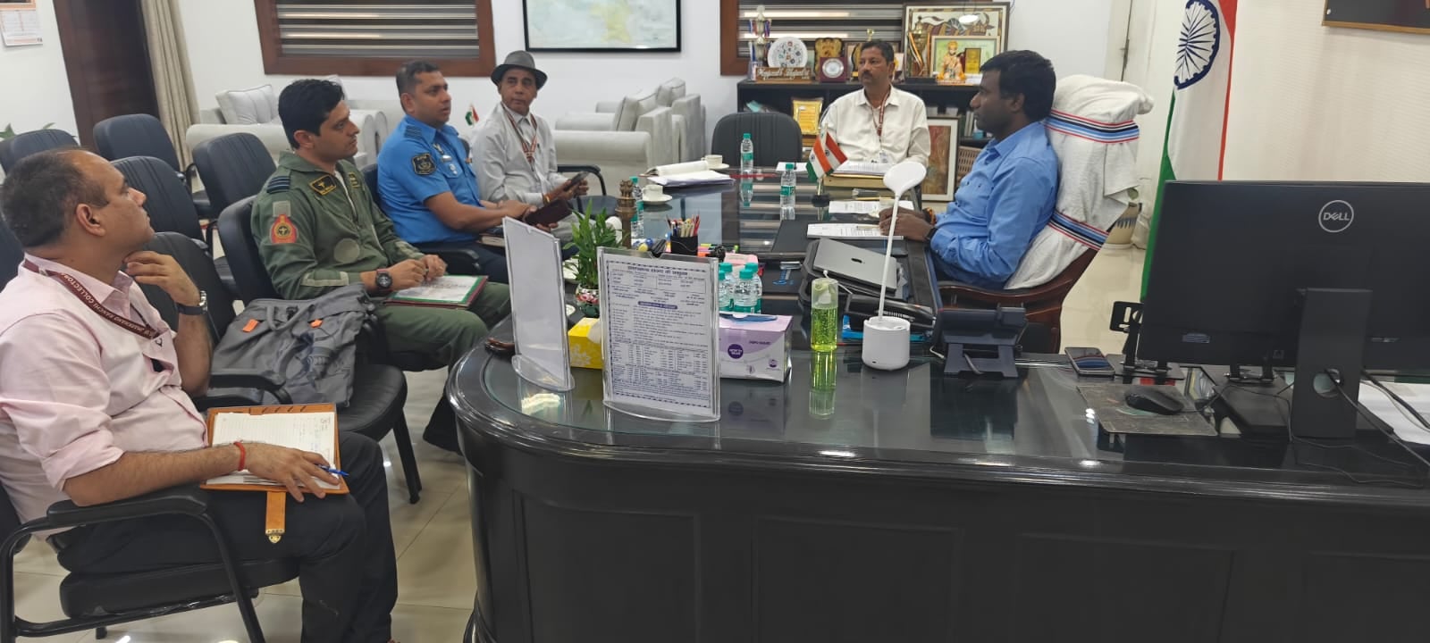 रांची में होगा राज्य का पहला एयर शो, भारतीय वायुसेना के दल ने उपायुक्त मंजूनाथ भजन्त्री से की मुलाकात
