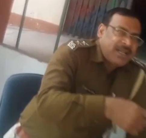 Crime News:बेगूसराय में पुलिस ने खोली अपने ही सिस्टम की पोल,पढें कैसे अवैध कारोबार को दे रहे बढ़ावा