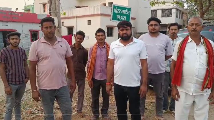 मधुमक्खी के झुंड का हमला, अधेड़ की गई जान