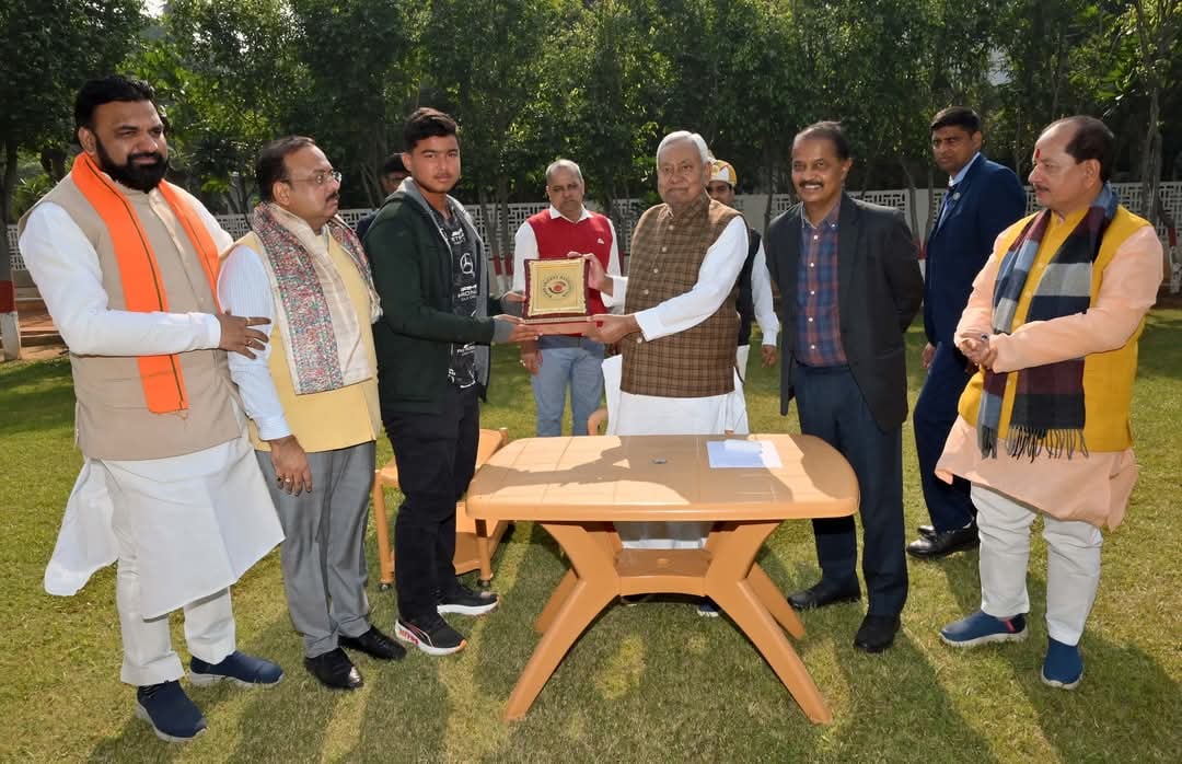 क्रिकेट फैंस के साथ नेता-अभिनेता भी हुए वैभव सूर्यवंशी के कायल, बिहार के सीएम नीतीश कुमार ने ट्वीट कर दी बधाई