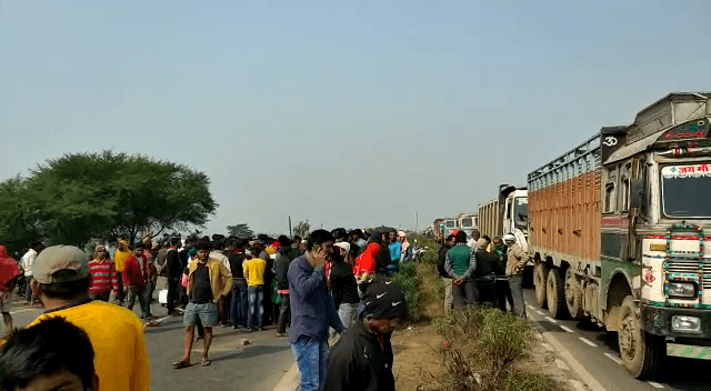 युवक की दिनदहाड़े गोली मारकर हत्या, आक्रोशित लोगों ने एनएच 30 जाम किया