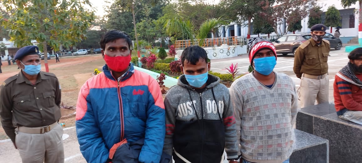 टोटो गाड़ी लूटने वाले गिरोह का पर्दाफाश, पांच लुटेरे हुए गिरफ्तार