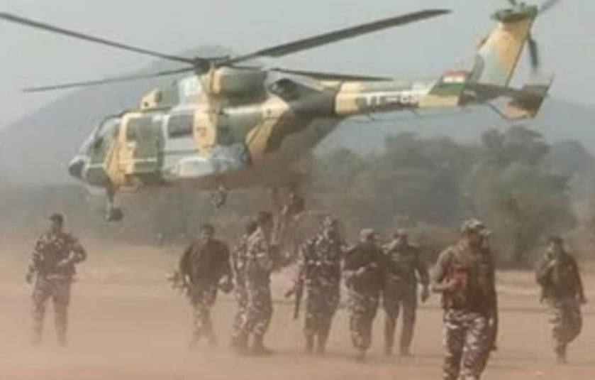 BREAKING: चाईबासा से सारंडा जंगल में IED ब्लास्ट, एक जवान घायल, एअरलिफ्ट कर लाया जा रहा रांची