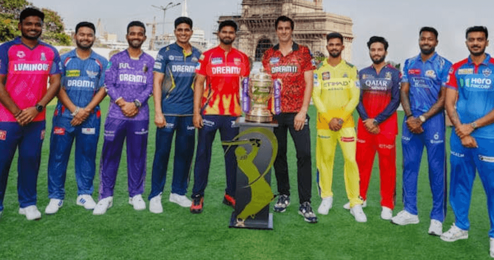 IPL 2025 प्लेऑफ्स! KKR की विदाई, RCB की राह अब भी अनिश्चित, जानिए सभी 6 टीमों के समीकरण