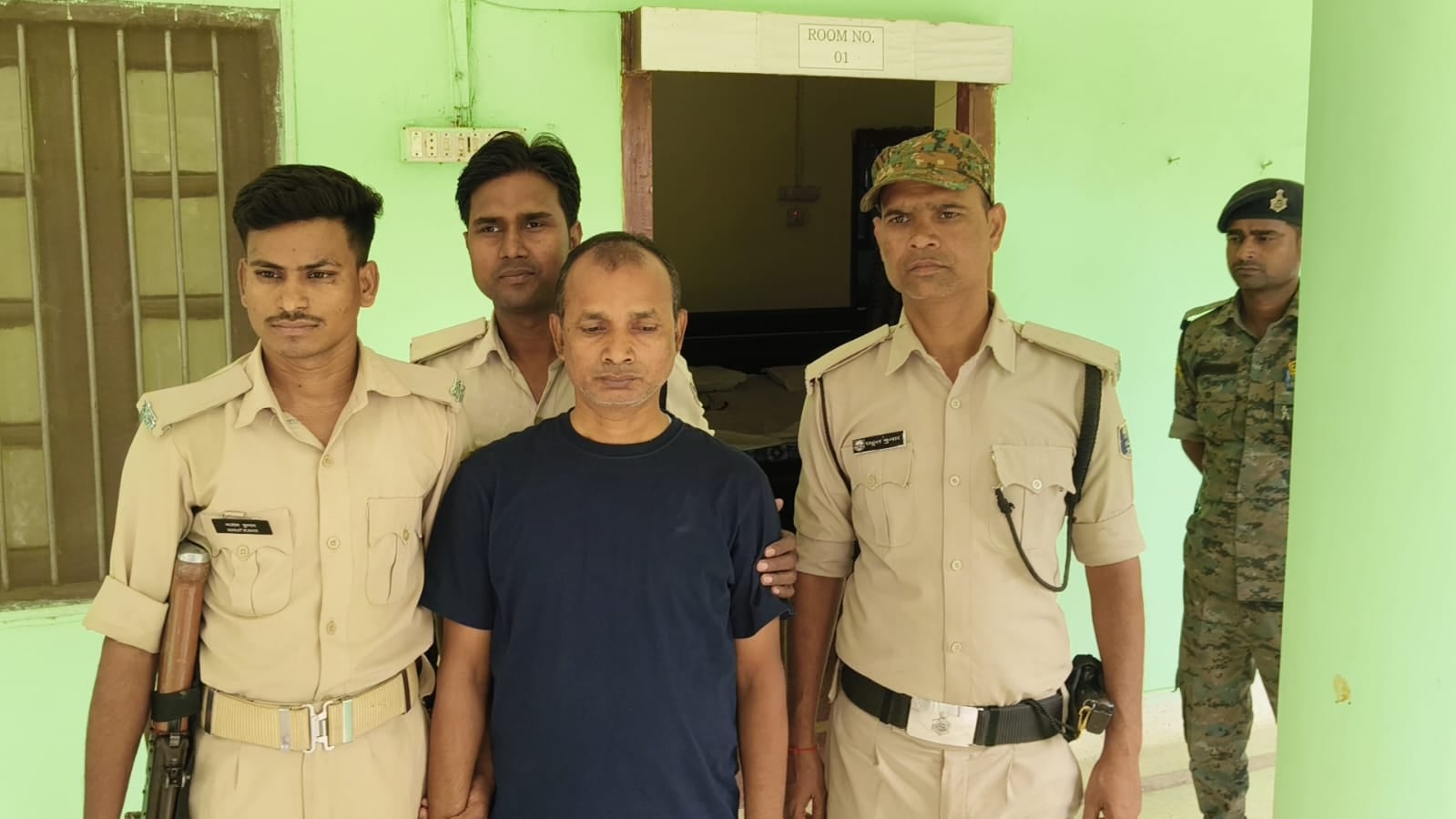 3 लाख रुपये घूस लेते निगरानी विभाग के हत्थे चढ़ा अंचल निरीक्षक, पढ़ें क्यों ले रहा था रिश्वत