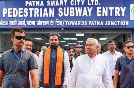 दो दिवसीय दौरे पर सीएम नीतीश कुमार दिल्ली रवाना, एनडीए की मीटिंग में होंगे शामिल