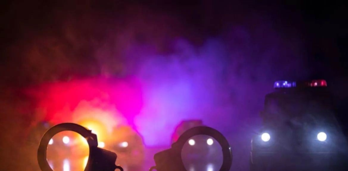 BIG BREAKING: ट्रिपल मर्डर से दहल उठा रांची, आधी रात में सिलबट्टे से कूचकर पत्नी समेत दो बच्चों को उतारा मौत के घाट