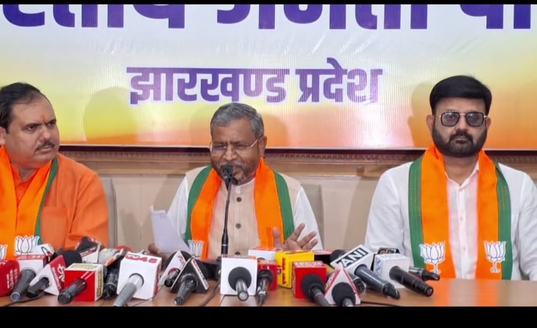 प्रधानमंत्री स्वास्थ्य बीमा योजना को हेमंत सरकार ने बना दिया मुख्यमंत्री स्वास्थ्य बीमा योजना: बाबूलाल मरांडी