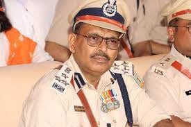 एक्शन में DIG नौशाद!  पुलिस कर्मियों को दो टूक,जनता को बेवजह परेशान किया तो तुरंत हो जाएगी कार्रवाई