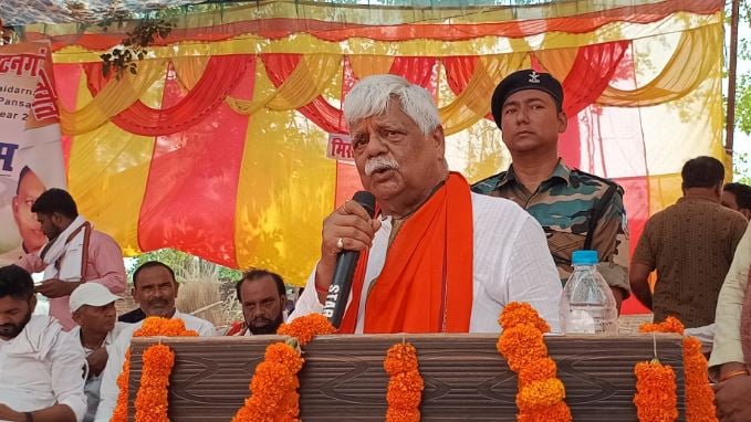 जपला सीमेंट कारखाने की जमीन पर जल्द खुलेगा रेल कारखाना, हैदरनगर रेलवे क्रॉसिंग पर होगा आरओबी का निर्माण: सांसद विष्णुदयाल राम