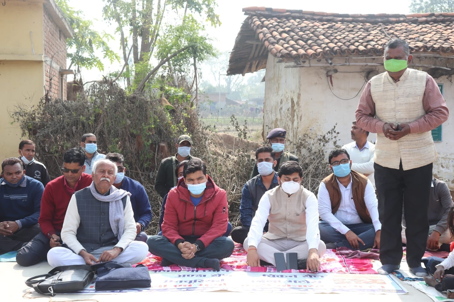 "पेड़ों के साथ मनाए रक्षाबंधन, पीढ़ियां सीखेंगी संस्कार"