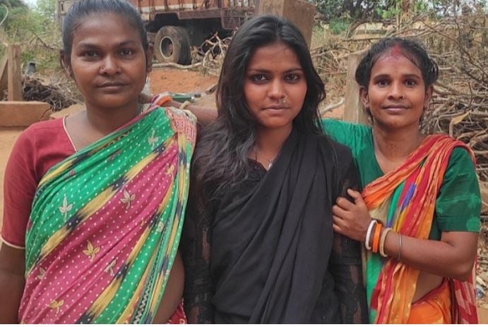 खानाबदोश 'गुलगुलिया' जाति की तकदीर बदलने निकली एक लड़की, दामिनी सबर अपने इरादों से एक नई इबारत लिख रही है. पढ़िए एक हौंसले की कहानी