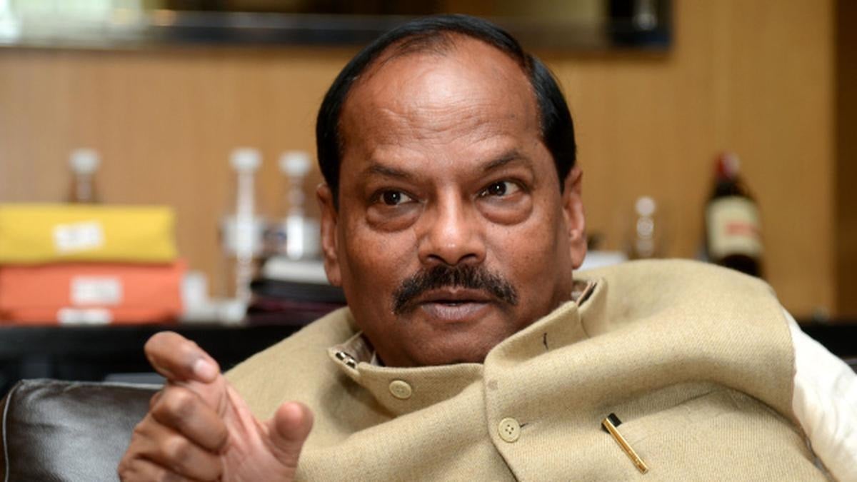 Politics: रघुवर दास  प्रदेश में करेंगे पदयात्रा, तो क्या प्रदेश अध्यक्ष की कुर्सी फाइनल हो गई, पढ़िए ऐसा क्यों कहा जा रहा !
