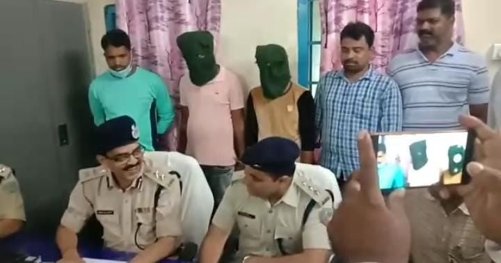 बिग बी के खाते से पैसे उड़ने वाला मोस्ट वांटेड  साइबर सरगना गिरफ्तार