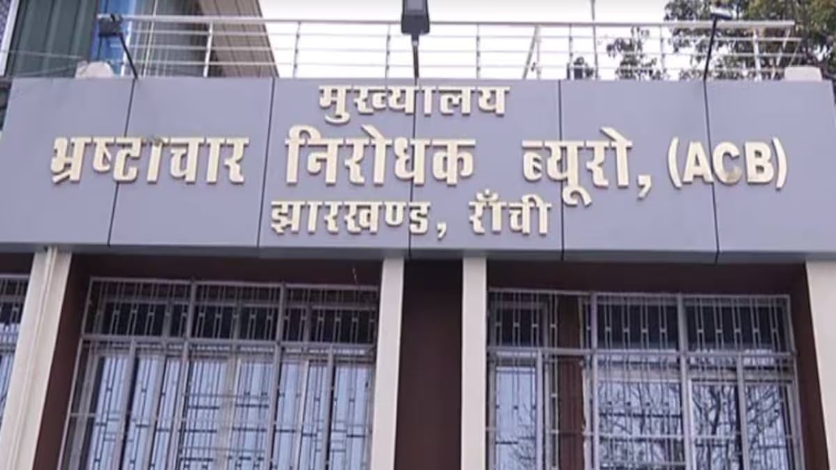 BREAKING: शराब घोटाला से जुड़े मामले में ACB की फिर बड़ी कार्रवाई, उत्पाद विभाग के कई दफ्तरों में छापेमारी