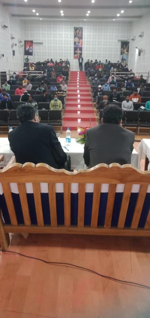 रेलवे की हाई पावर कमिटी के सामने छात्रों ने रखी शिकायतें, कई सुझाव भी दिए