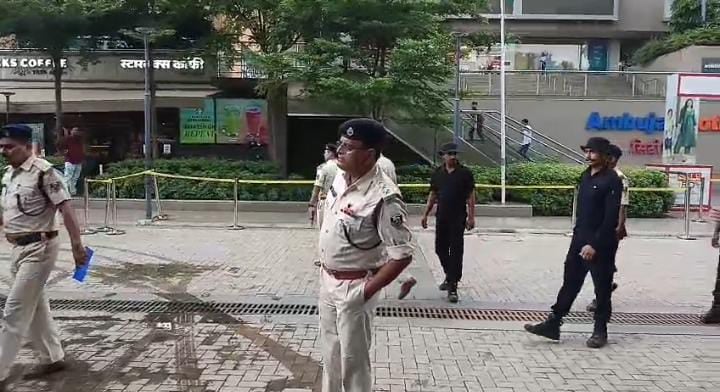 पटना एयरपोर्ट को बम से उड़ाने की मिली धमकी के बाद हाई अलर्ट पर राजधानी, किया गया मॉक ड्रिल