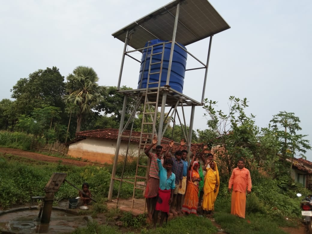 महीनों से शुद्ध पेयजल के लिए तरस रहे ग्रमीण, बीडीओ दे रहे सिर्फ आश्वासन