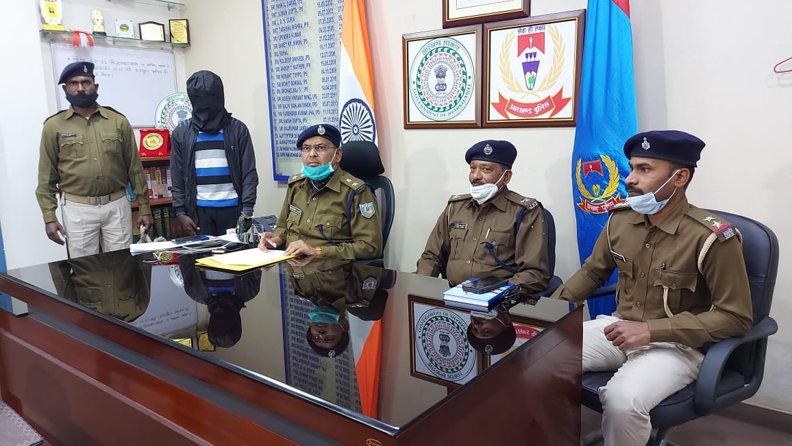 पति, पत्नी और "वो" के मामले में गई चरण लोहरा की जान, पत्नी का प्रेमी निकला हत्यारा !