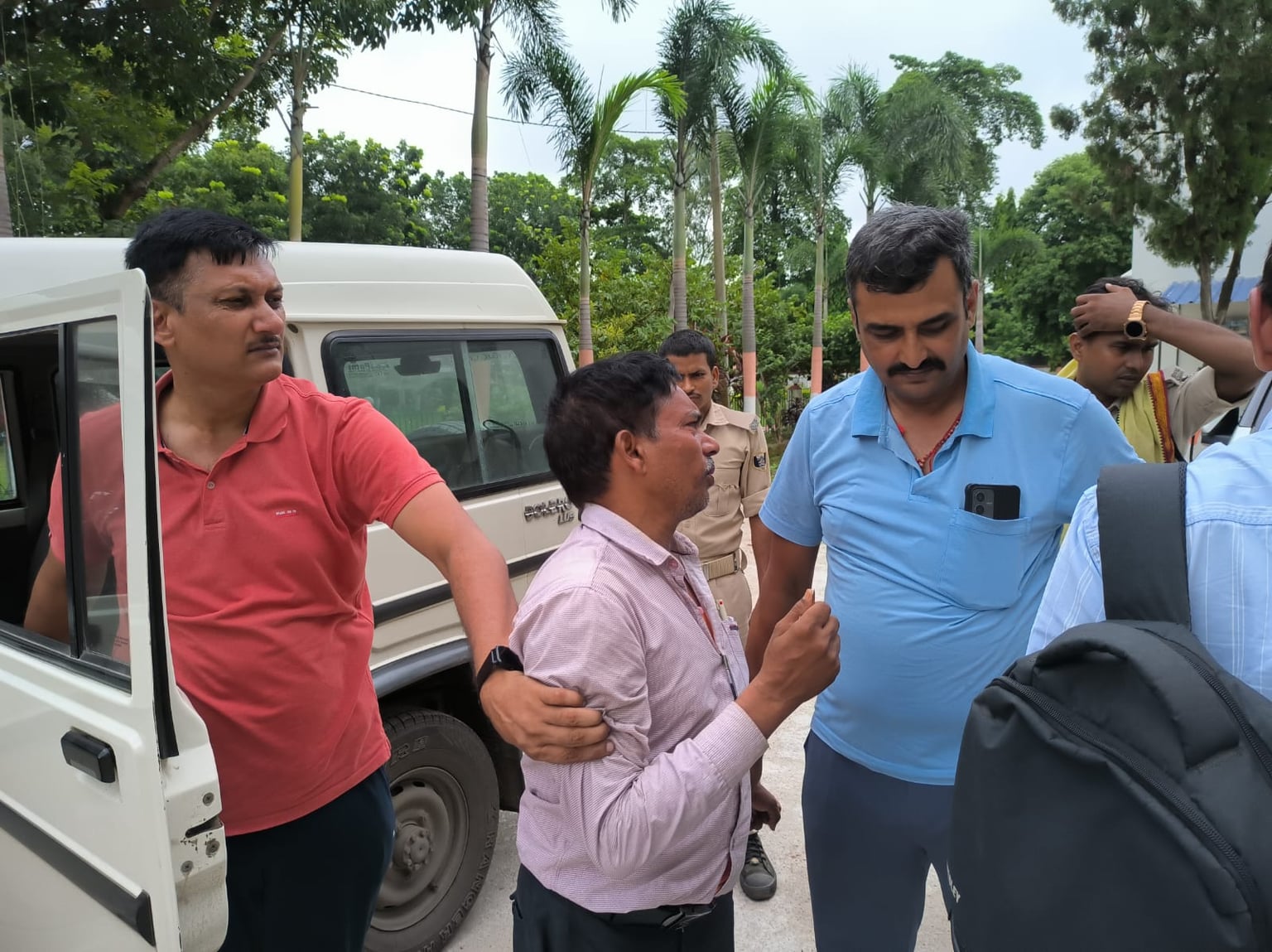 फिर एक लाख रिश्वत लेते रंगे हाथों पकड़े गए अमीन, निगरानी विभाग ने की बड़ी कार्रवाई