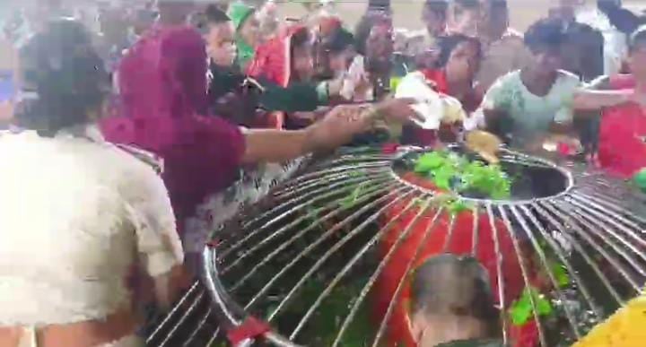 बाबा के इस मंदिर में जलाभिषेक से हर मन्नत होती है पूरी,पढ़े पहली सोमवारी की विशेष पूजा का महत्व