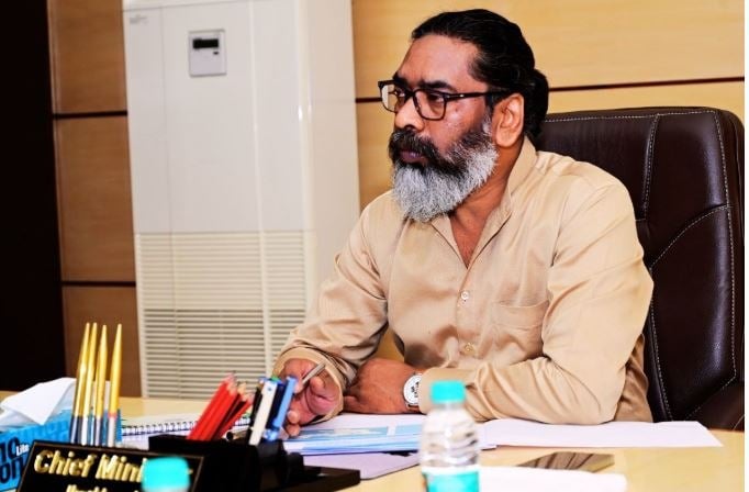 BREAKING: 24 जुलाई को कैबिनेट की बैठक, सीएम हेमंत लौटेंगे झारखंड