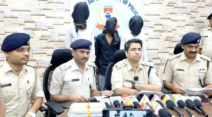 जमशेदपुर पुलिस ने किया हर्ष फायरिंग मामले का खुलासा, मामले में तीन गिरफ़्तार