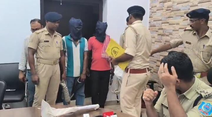 जमशेदपुर:पोटका के चापी गांव में हुए मर्डर मामले का पुलिस ने किया खुलासा, दो आरोपी गिरफ्तार