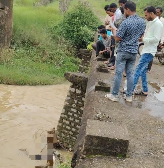 रांची में नदी से बरामद हुआ युवक का शव, हत्या की आशंका, जांच में जुटी पुलिस