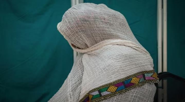 शर्म से झुका बिहार का माथा ! बेटे के सामने ही मां को उठा ले गए बदमाश, हैवानियत की सारे हदें की पार