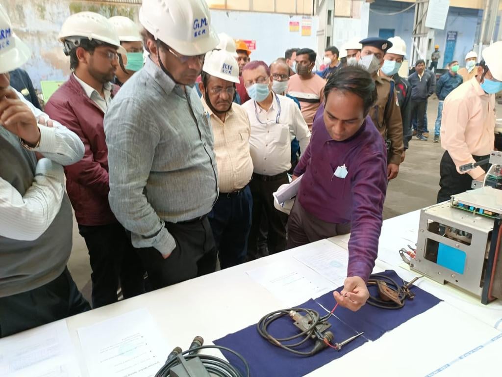 पूर्व मध्य रेल के महाप्रबंधक ने कोडरमा-बरकाकाना रेलखंड का किया निरीक्षण