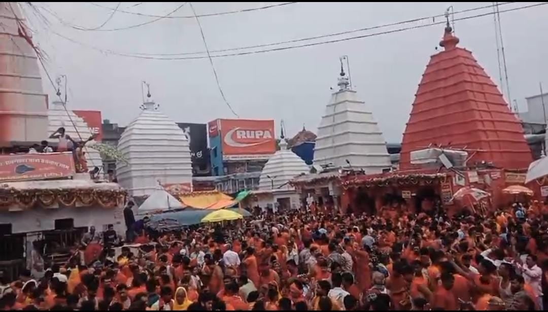 आस्था का सोमवार: अंतिम सोमवारी पर बाबा मंदिर में उमड़ी अपार भीड़, आज इस विधि से करें पूजा अर्चना, मिलेगा ये लाभ