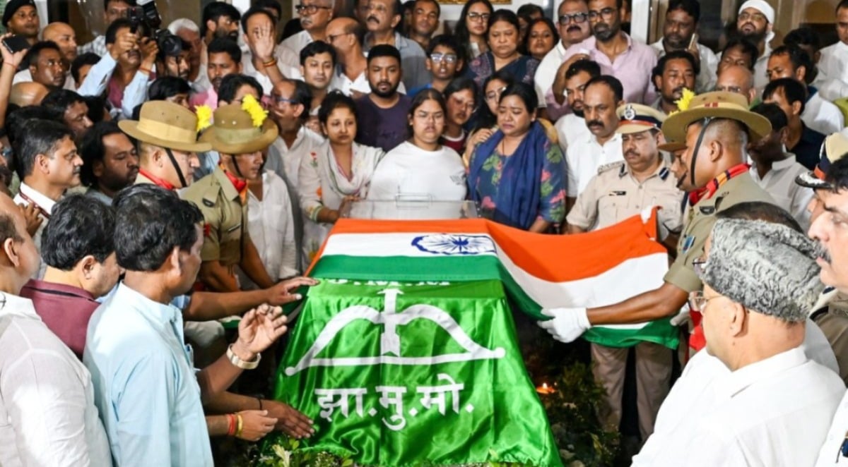 विधानसभा पहुंचा दिशोम गुरु शिबू सोरेन का पार्थिव शरीर, माननीय दे रहें श्रद्धांजलि