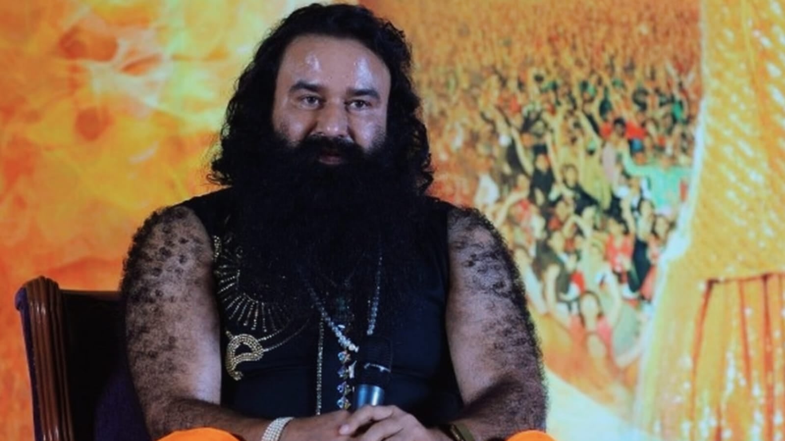 बलात्कार और हत्या के दोषी डेरा सच्चा सौदा प्रमुख गुरमीत राम रहीम को फिर मिली पेरोल, 14वीं बार जेल से आए बाहर