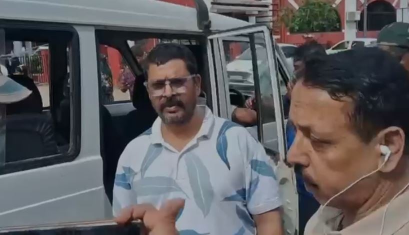 हिंदपीढ़ी हत्याकांड के आरोपी पूर्व पार्षद को पुलिस ने भेजा जेल, असलम ने कहा- पुलिस फसा रही जेल से कैसे हो सकती हत्या