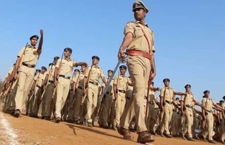 ग्रेजुएट पास युवाओं के लिए खुशखबरी! इस राज्य में SI पद पर निकलीं 4 हजार से ज्यादा भर्तियां, जल्दी करें अप्लाई