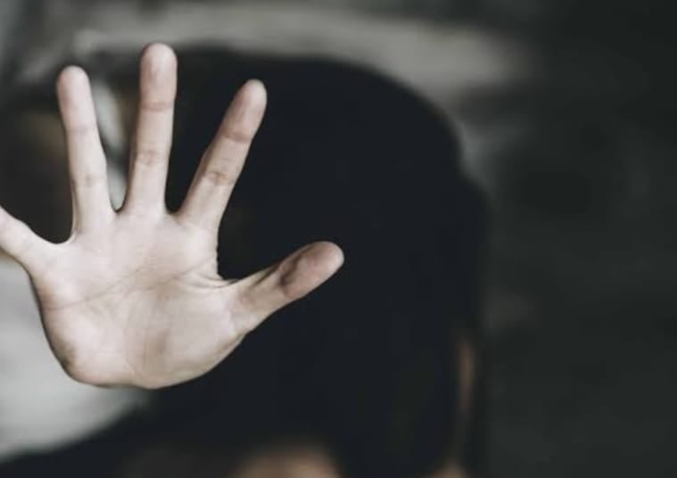 Dhanbad: दो दिनों में दो "राक्षसी" घटनाओं से सकते में समाज, स्कूल टीचर पर छोटी बच्ची के साथ छेड़खानी का लगा आरोप, अब जाएंगे जेल
