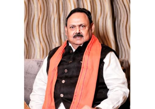 किसानों को निर्धारित मूल्य पर यूरिया और डीएपी उपलब्ध कराना सरकार की जवाबदेही: कमलेश सिंह