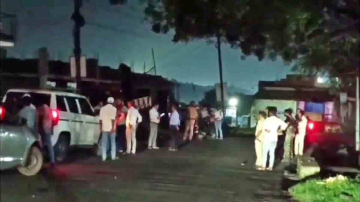 Baghmara Firing: सुबह की बकझक और कोयले के धंधे में वर्चस्व तो नहीं है फायरिंग की वजह, जांच कर रही पुलिस !