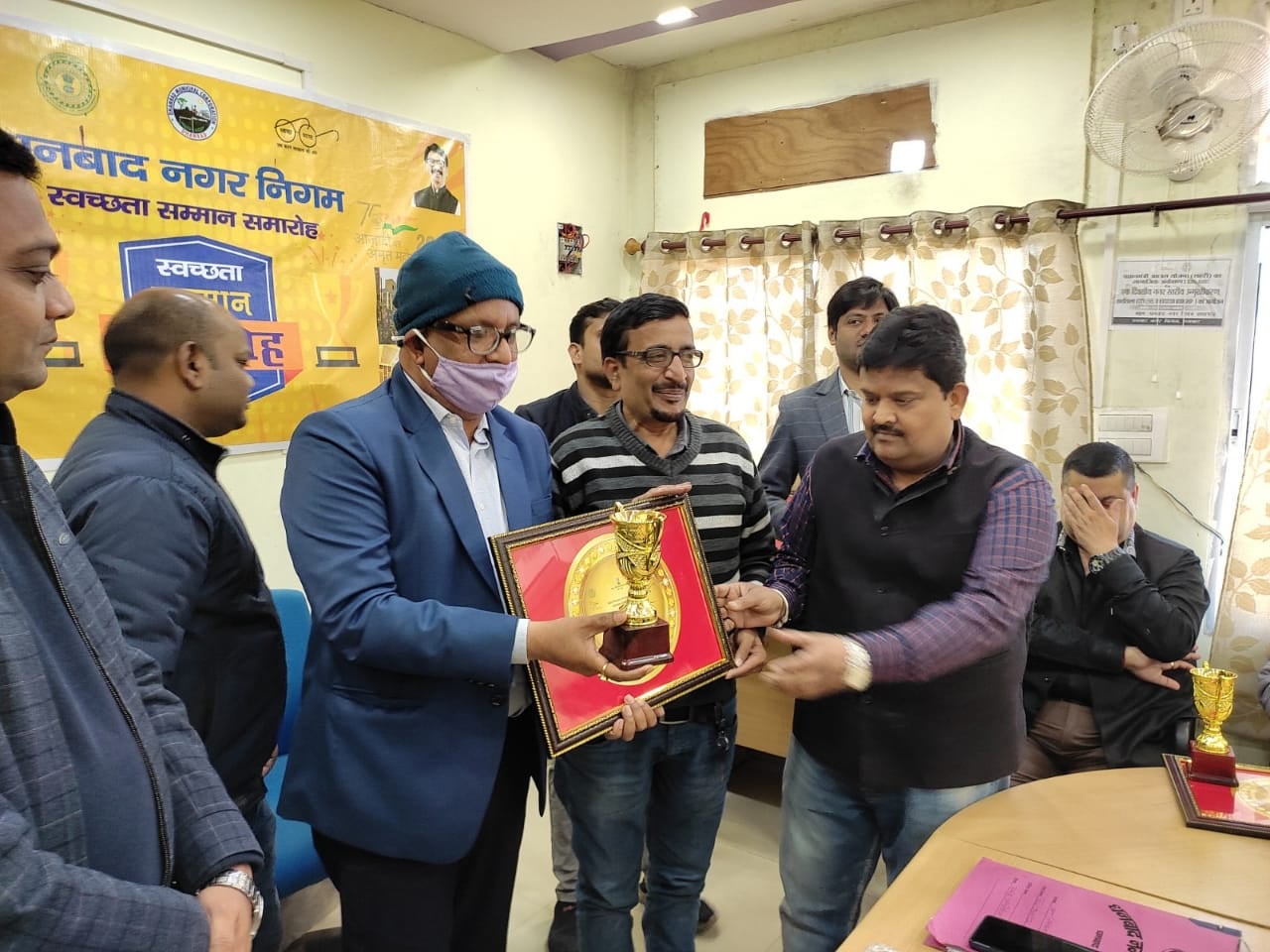 250 स्क्वायर फीट तक की दुकानों में ट्रेड लाइसेंस के लिए  होल्डिंग नंबर की अनिवार्यता समाप्त