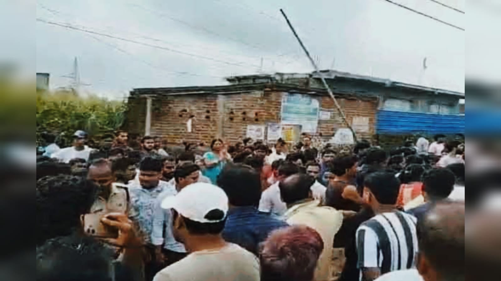 BIG BREAKING: राजधानी रांची के कांके रोड में भीषण सड़क हादसा, स्कूल जा रही मां-बेटी को ट्रक ने रौंदा, दोनों की मौत