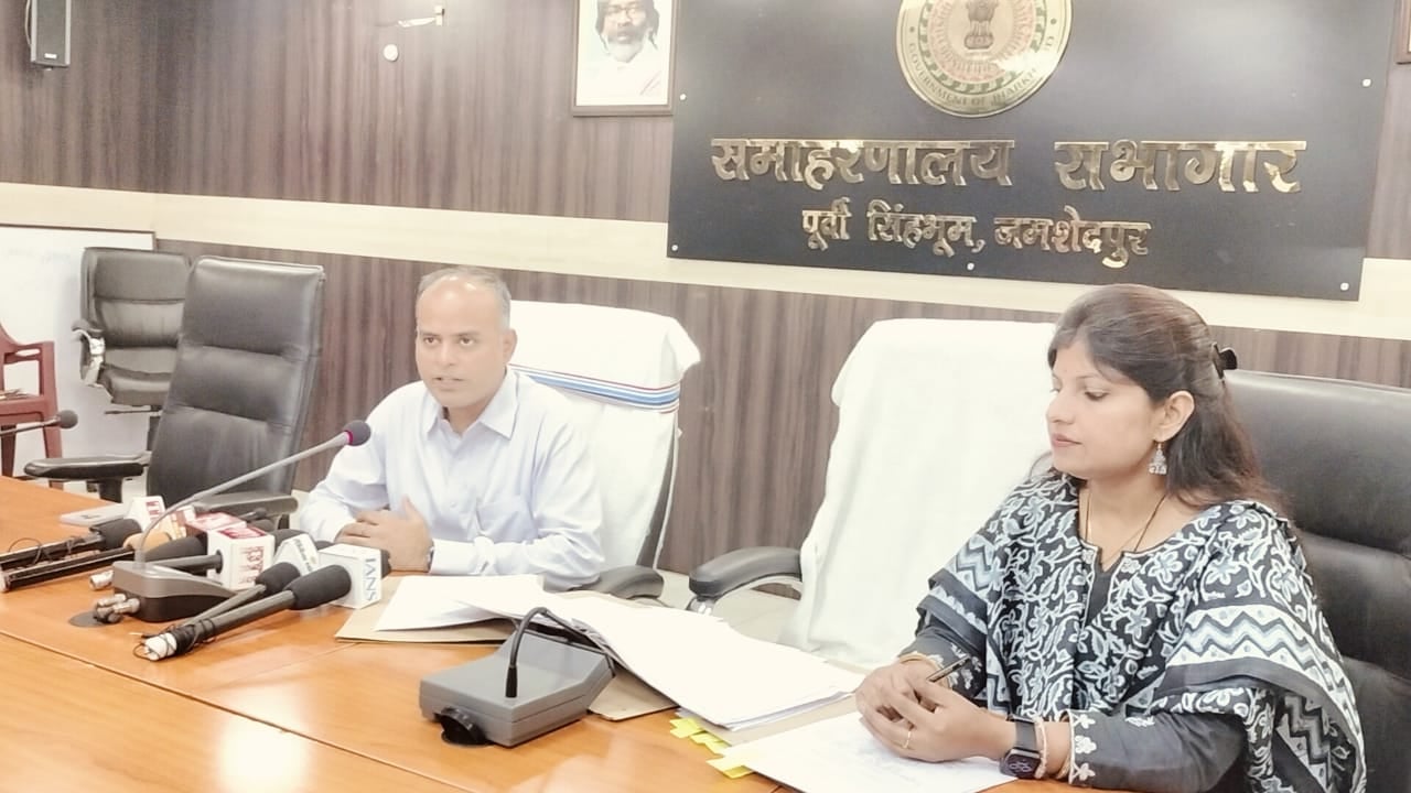 जमशेदपुर: घाटशिला में शुरू हुआ विधानसभा उपचुनाव के लिए मतदाता सूची विशेष पुनरीक्षण, पढ़ें डीसी ने क्या जानकारी दी