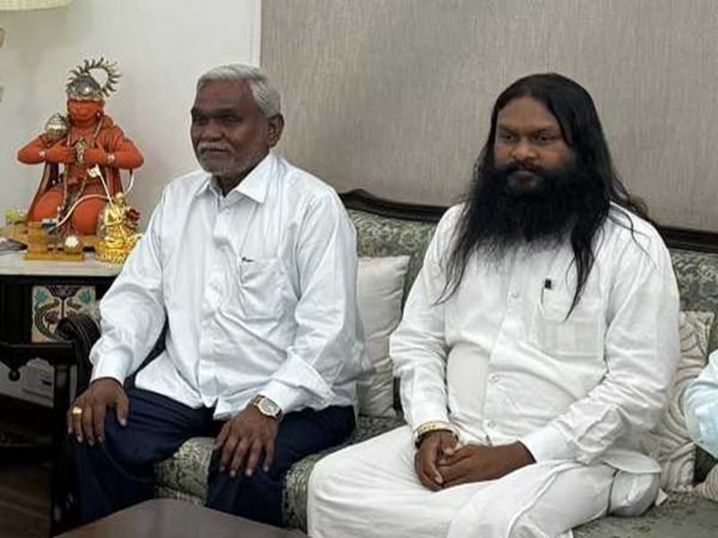 घाटशिला उपचुनाव : सौ टके का सवाल-क्या कोल्हान टाइगर अपने बेटे बाबू लाल सोरेन को भाजपा से दिला पाएंगे टिकट !