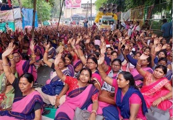 आंगनबाड़ी सेविका और सहायिका के मानदेय में हुई बढ़ोतरी, कैबिनेट की बैठक में लगी मुहर