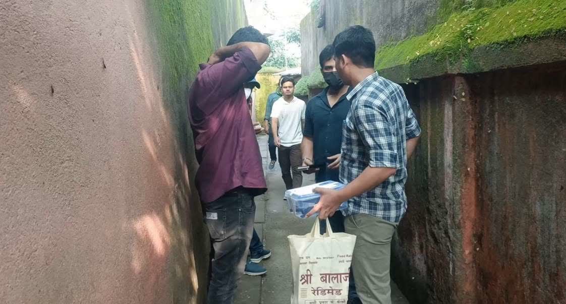 रांची के एक लॉज से ISIS का आतंकी गिरफ्तार!हथियार और कई दस्तावेज बरामद